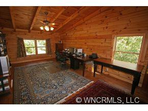 230 Mallard Road (LAKEFRONT) - Photo 9