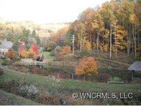 390 Village Lane - Photo 2