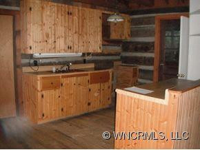 390 Village Lane - Photo 4