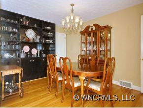 228 MIDLAND DRIVE - Photo 3