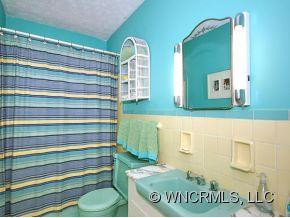 228 MIDLAND DRIVE - Photo 7
