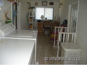 1089 Maple Springs Dr - Photo 10
