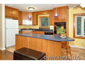 43 WOODLAND ROAD - Photo 3