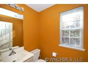 198 Wiltshire Circle - Photo 9