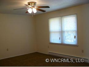 283 Debby Lane - Photo 12
