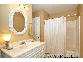 2 Lynnette Drive - Photo 9