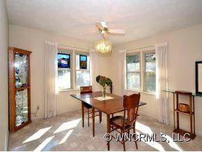 410 DEERHAVEN LANE - Photo 4