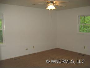 210 Oakridge Circle - Photo 14