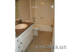 210 Oakridge Circle - Photo 17