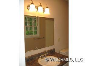 210 Oakridge Circle - Photo 10