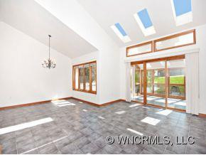 196 TIMBERLINE DRIVE - Photo 3