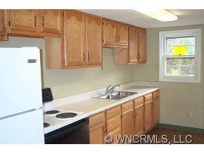 129 Saint Dunstans Rd - Photo 11