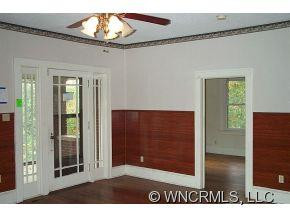 129 Saint Dunstans Rd - Photo 8
