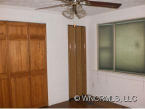 4995 Bat Cave Road - Photo 6