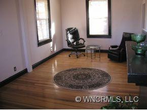 328 Sulphur Springs Road - Photo 5