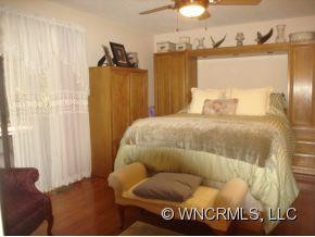 566 RAMBLING DR - Photo 6