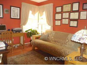 566 RAMBLING DR - Photo 8