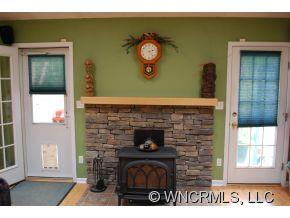 1104 Rosebriar Court - Photo 3