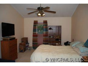 1104 Rosebriar Court - Photo 5