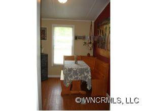 111 BLACK OAK COVE ROAD - Photo 2