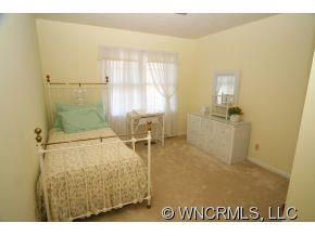 393 Wayside Lane - Photo 7