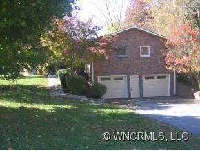 301 Melissa Way - Photo 2