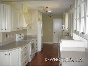 301 Melissa Way - Photo 8