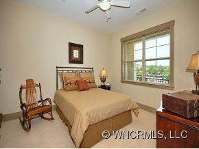 42 SCHENCK PARKWAY  #B09 - Photo 4
