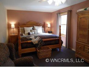 8 Shadow Brook Drive - Photo 5