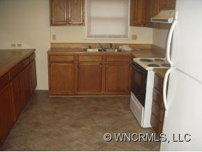 1202 Calton - Photo 4