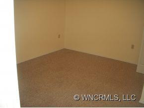 1202 Calton - Photo 7