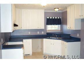 19 Standhill Drive - Photo 4