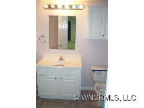 19 Standhill Drive - Photo 10