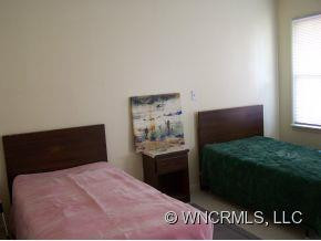 37 Jeffress - Photo 4