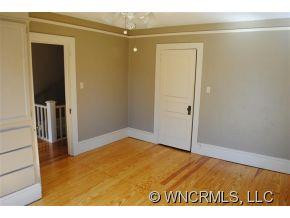 24 Spruce Street - Photo 6