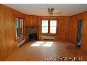24 Spruce Street - Photo 8