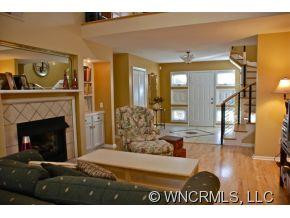 7 Laurel Place Drive - Photo 4
