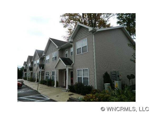 93 Creekside Drive