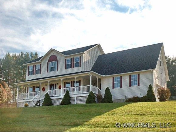 64 KNOLLVIEW DRIVE