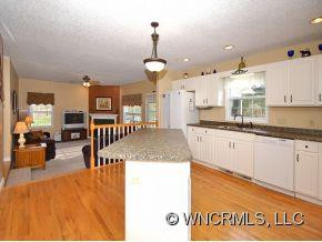64 KNOLLVIEW DRIVE - Photo 3