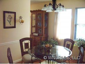 906 Abbey Circle - Photo 6