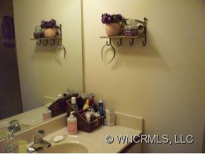 906 Abbey Circle - Photo 9
