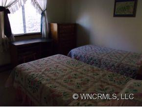 36 CLARIDGE DRIVE - Photo 6
