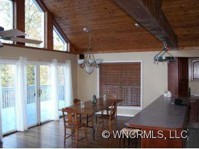 434 Rainbow Circle (LAKEFRONT) - Photo 5