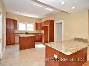 84 BUCHANAN AVENUE - Photo 8