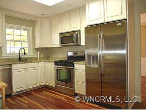 104 UNDERHILL RD - Photo 6