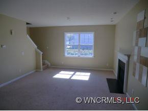 104 Woodfern - Photo 6