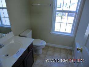 104 Woodfern - Photo 8