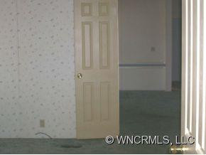 251 Laurelwood Lane - Photo 3