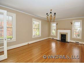 5 MOORE CIRCLE - Photo 2